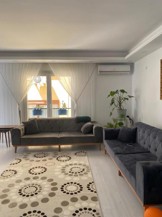 Tadinda,bahceli Ve Sueper Konumda Tasarim Daire Daire İstanbul