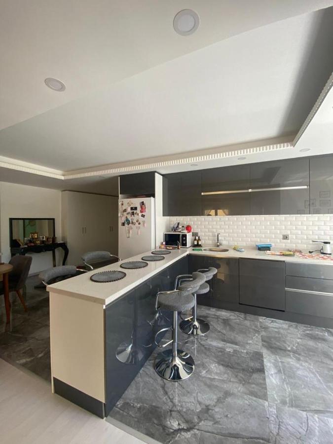 Tadinda,bahceli Ve Sueper Konumda Tasarim Daire Appartement